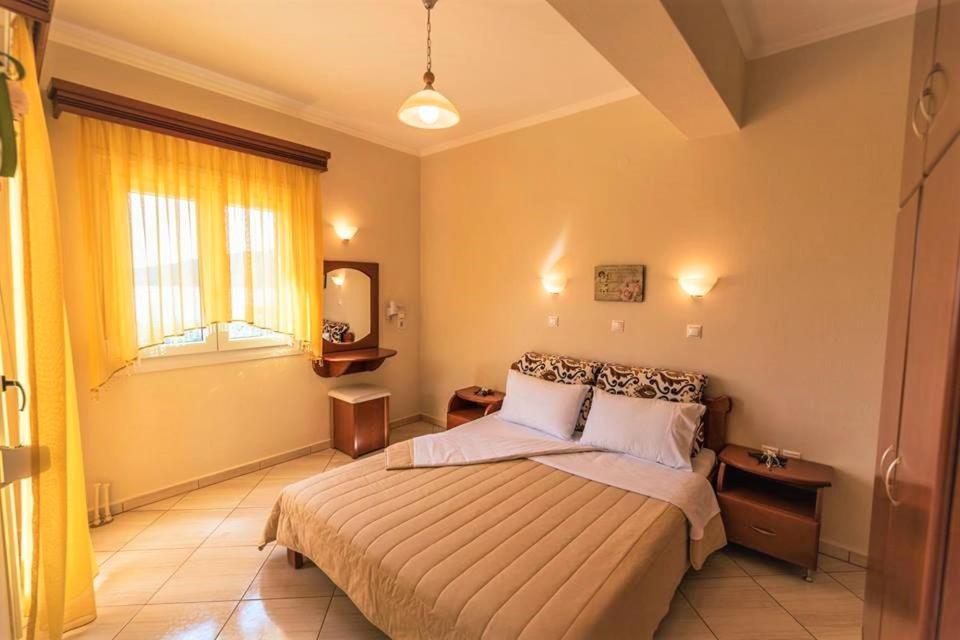 Anna Apartments Chrysi Ammoudia Luaran gambar